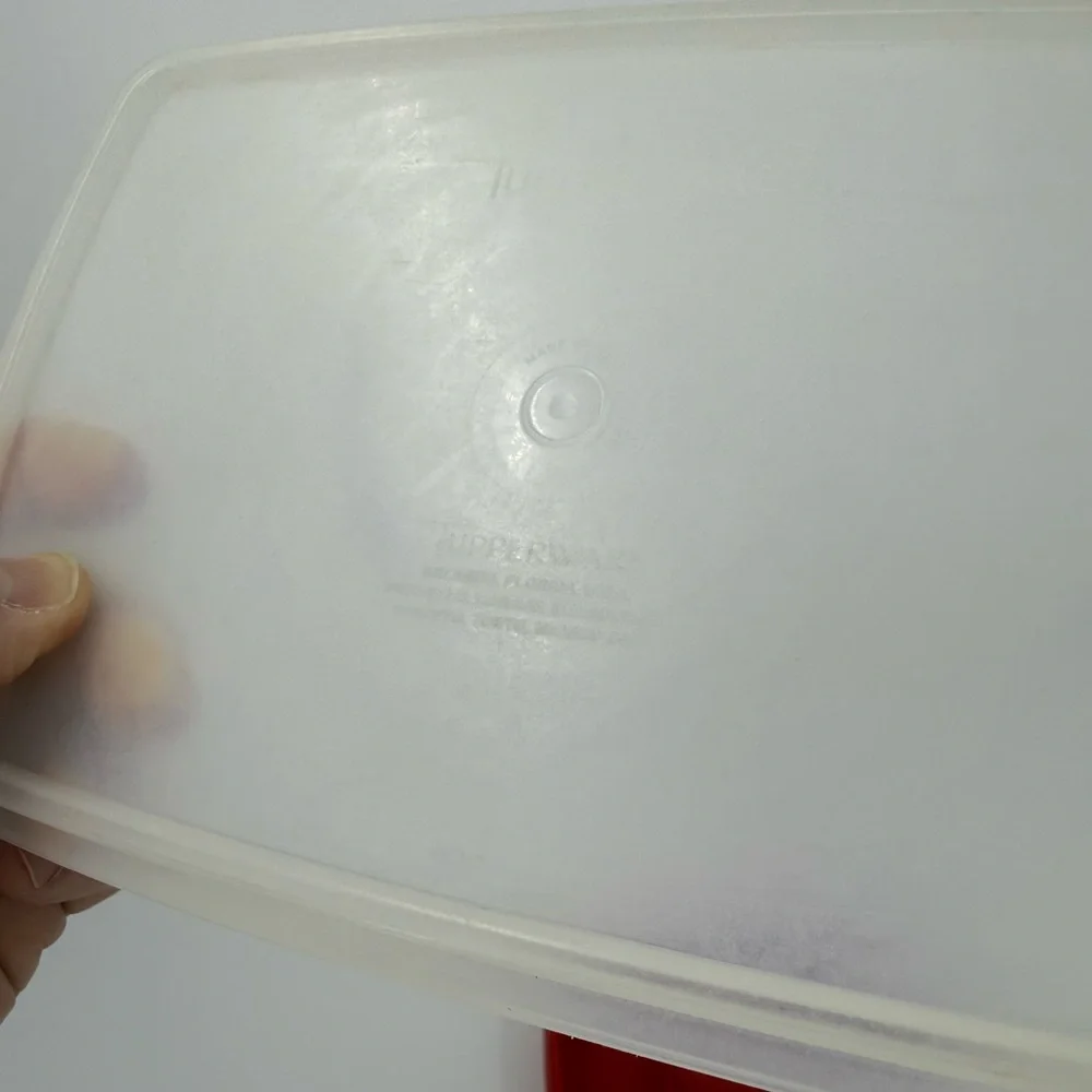 Tupperware Tuppercraft “Stow N Go”‎ Divided Craft Container w Tray#767-4 Red